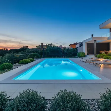 Sealine Villa *