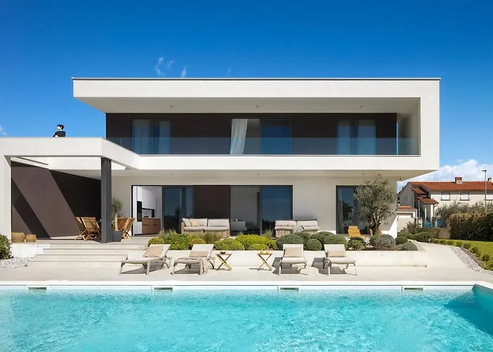 Sealine Villa *