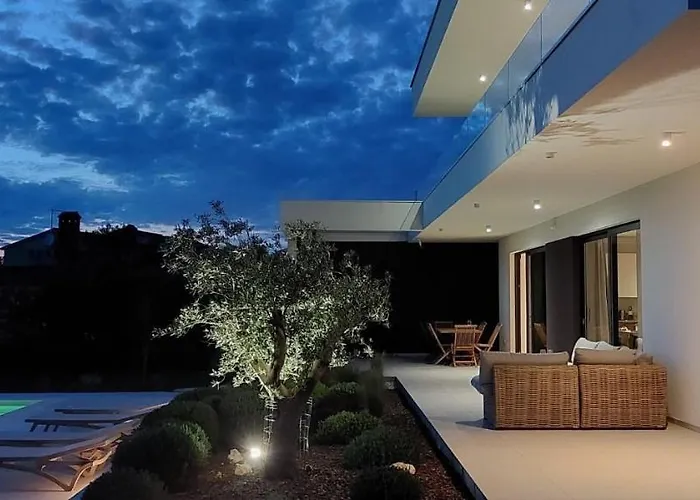 Sealine Villa