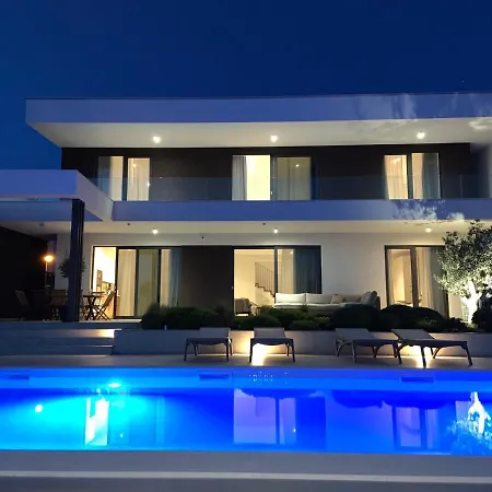 Sealine Villa