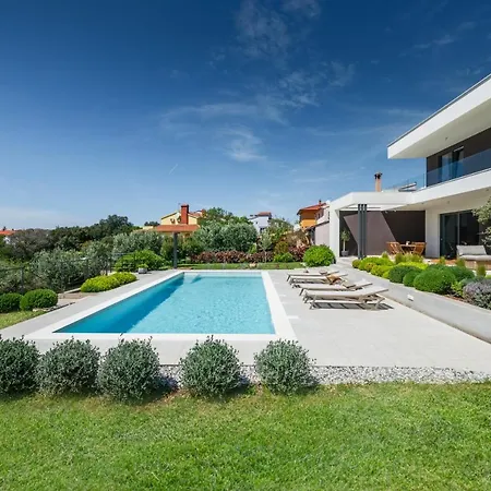 Sealine Villa Pula
