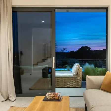 Sealine Villa Pula