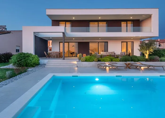 Sealine Villa *